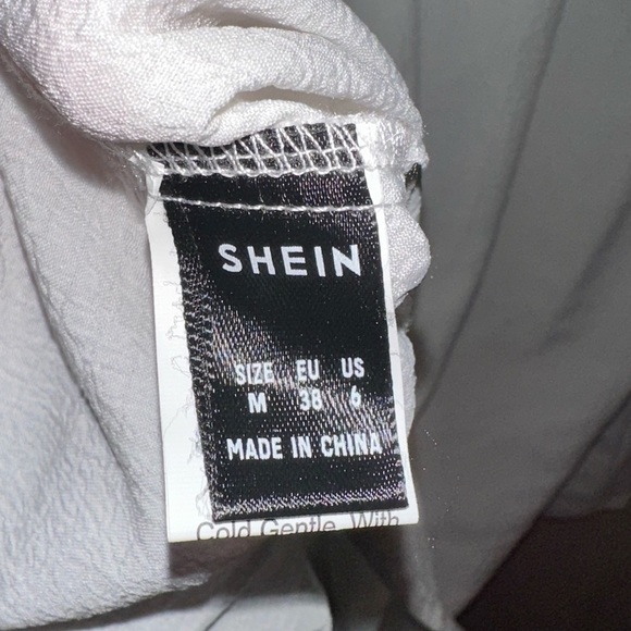 Women’s Solid Deep V Neck Dress - Picture 3 of 3